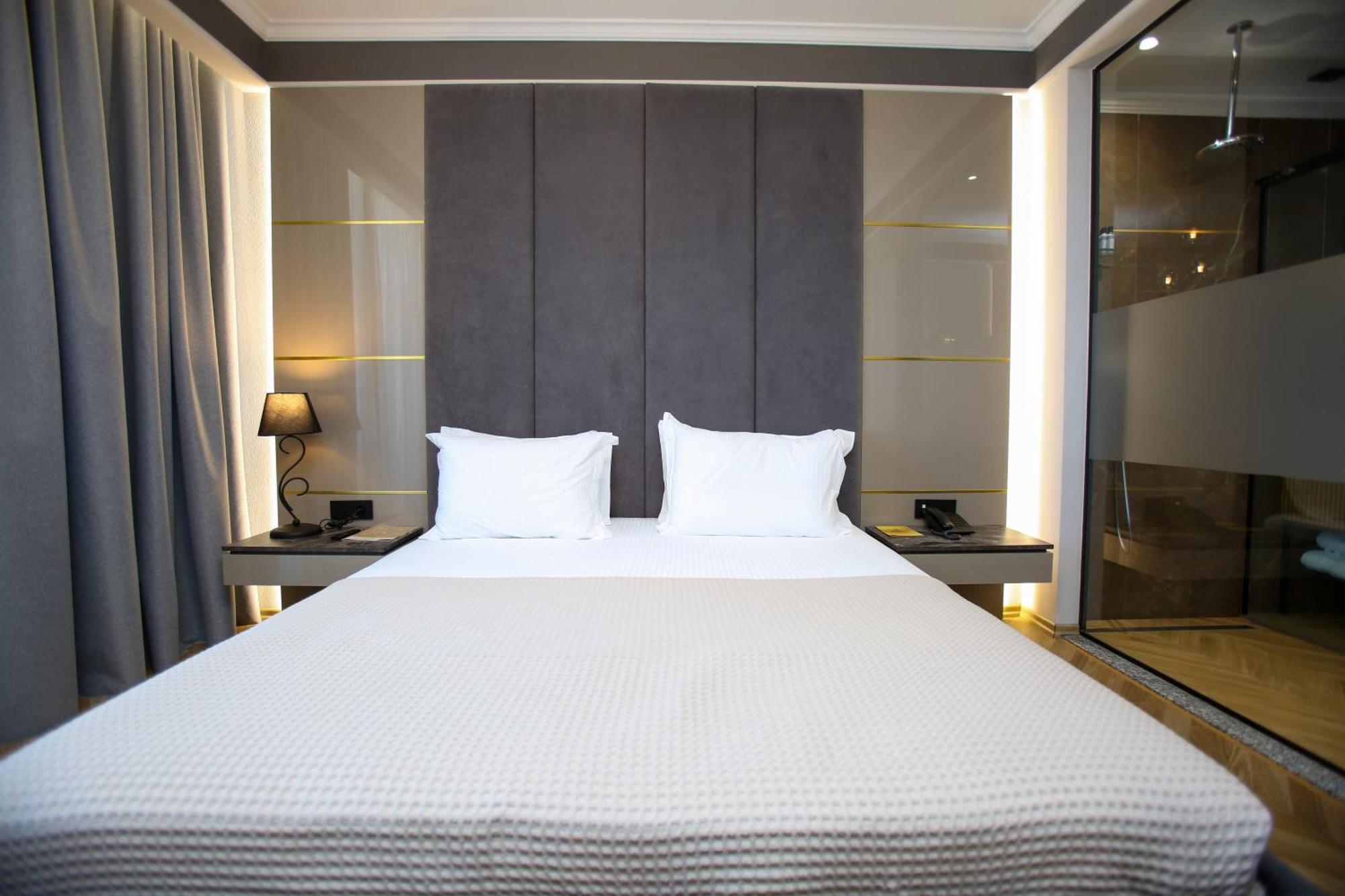 Belvedere Hotel & Spa Vlorë エクステリア 写真