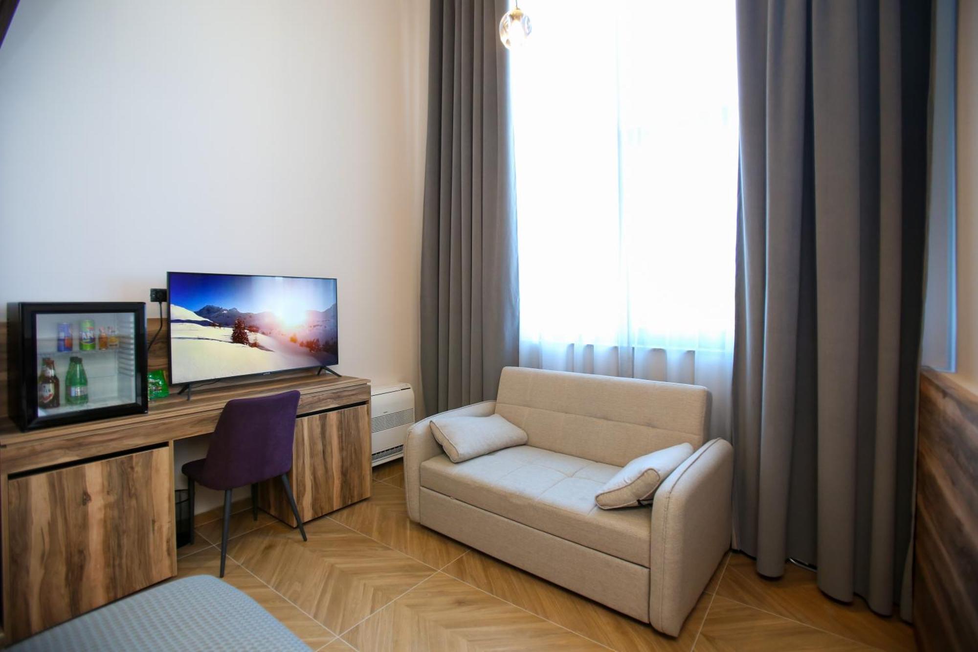 Belvedere Hotel & Spa Vlorë エクステリア 写真