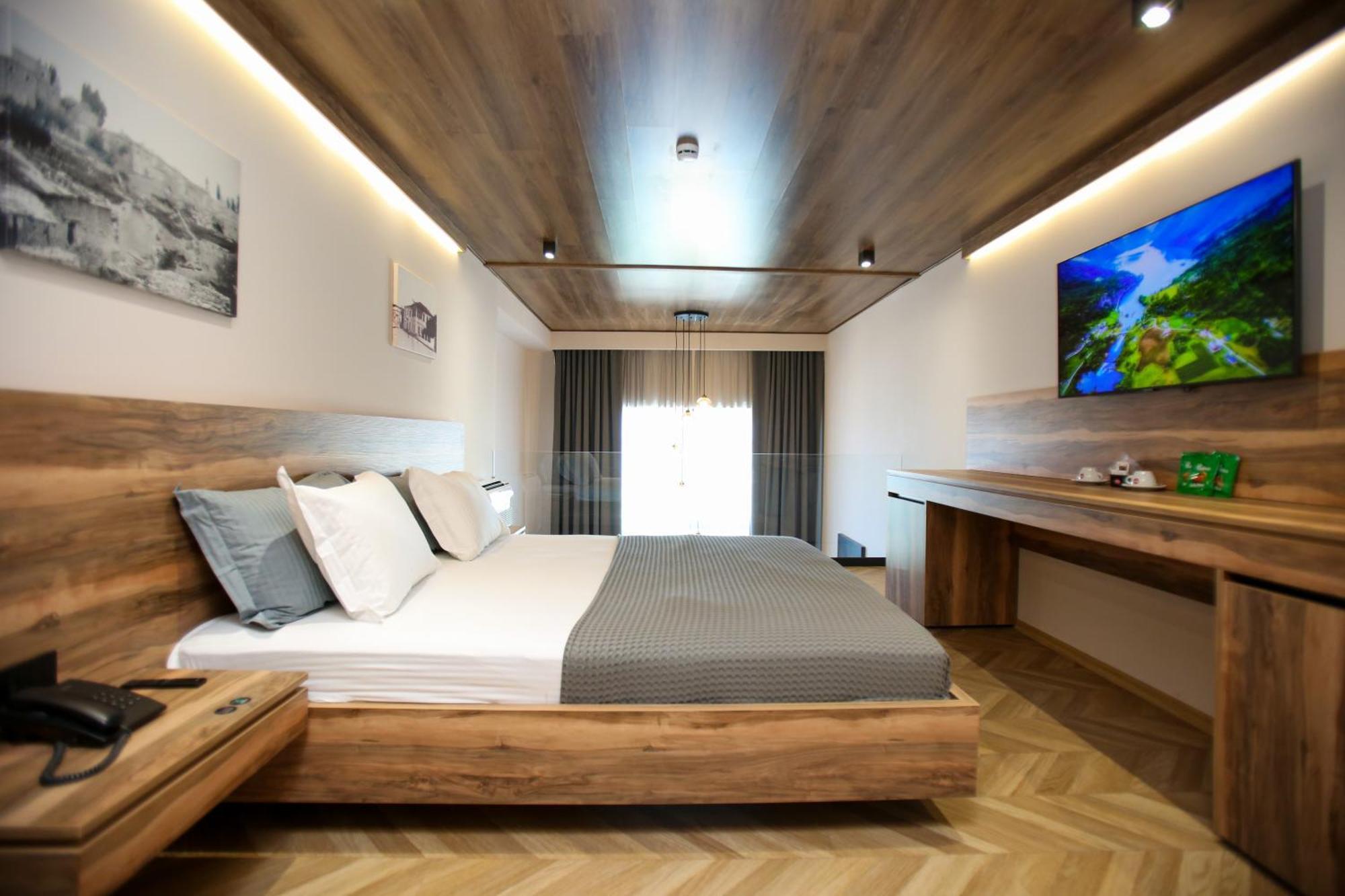 Belvedere Hotel & Spa Vlorë エクステリア 写真