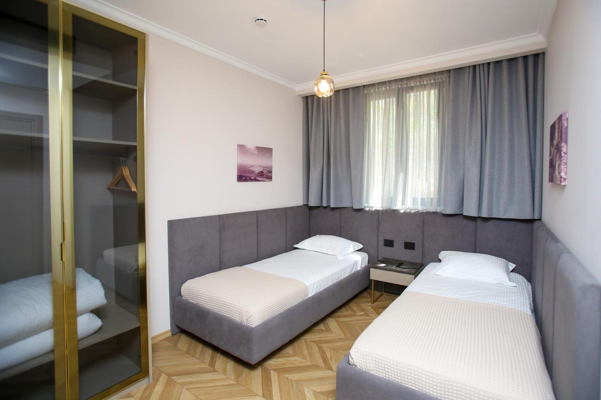 Belvedere Hotel & Spa Vlorë エクステリア 写真